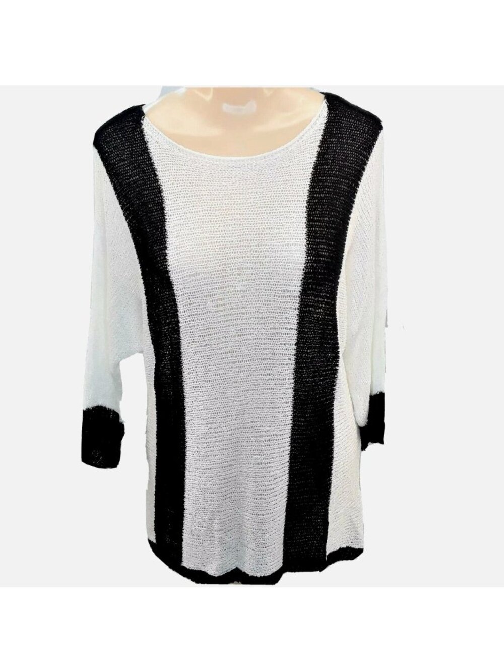 Chicos Long Black and White Sweater Size 1 Womens Size 8